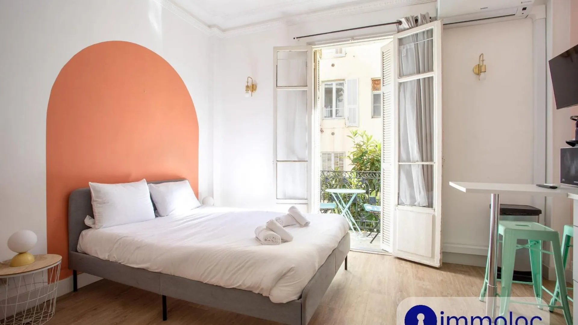 Charming Air-Conditioned Studio With Balcony Nice Apartment